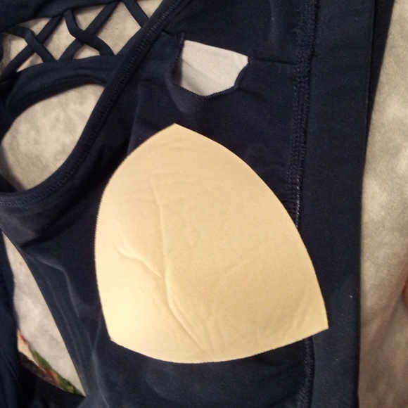 NWOT AVIA Sports Bra - Navy - Medium 8-10 - Picture 7 of 10